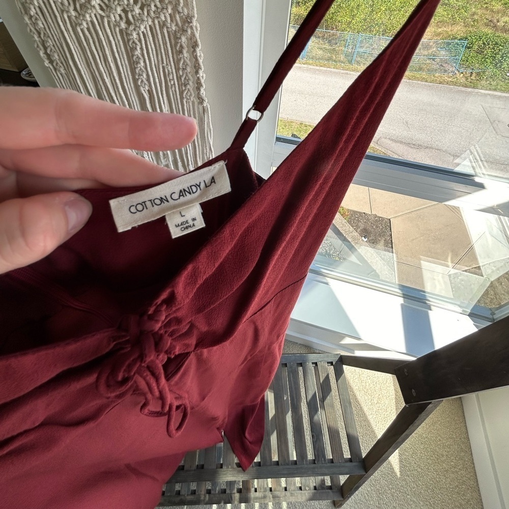 Red Dress - Picture 6 of 7
